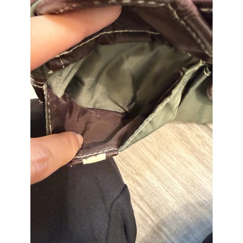 VTG Y2K Crossbody Olive green And Brown Nylon And Leather Look‎ Cream & Brown